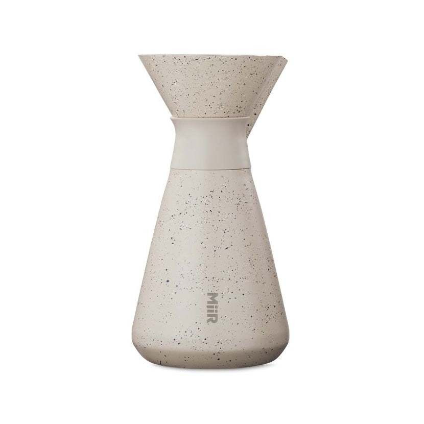 new-standard-carafe-y3 Web_PDP-33oz_New_Standard_Carafe_Desert_Tan_Speckle_Studio_CAR1SVOS224__Front.jpg