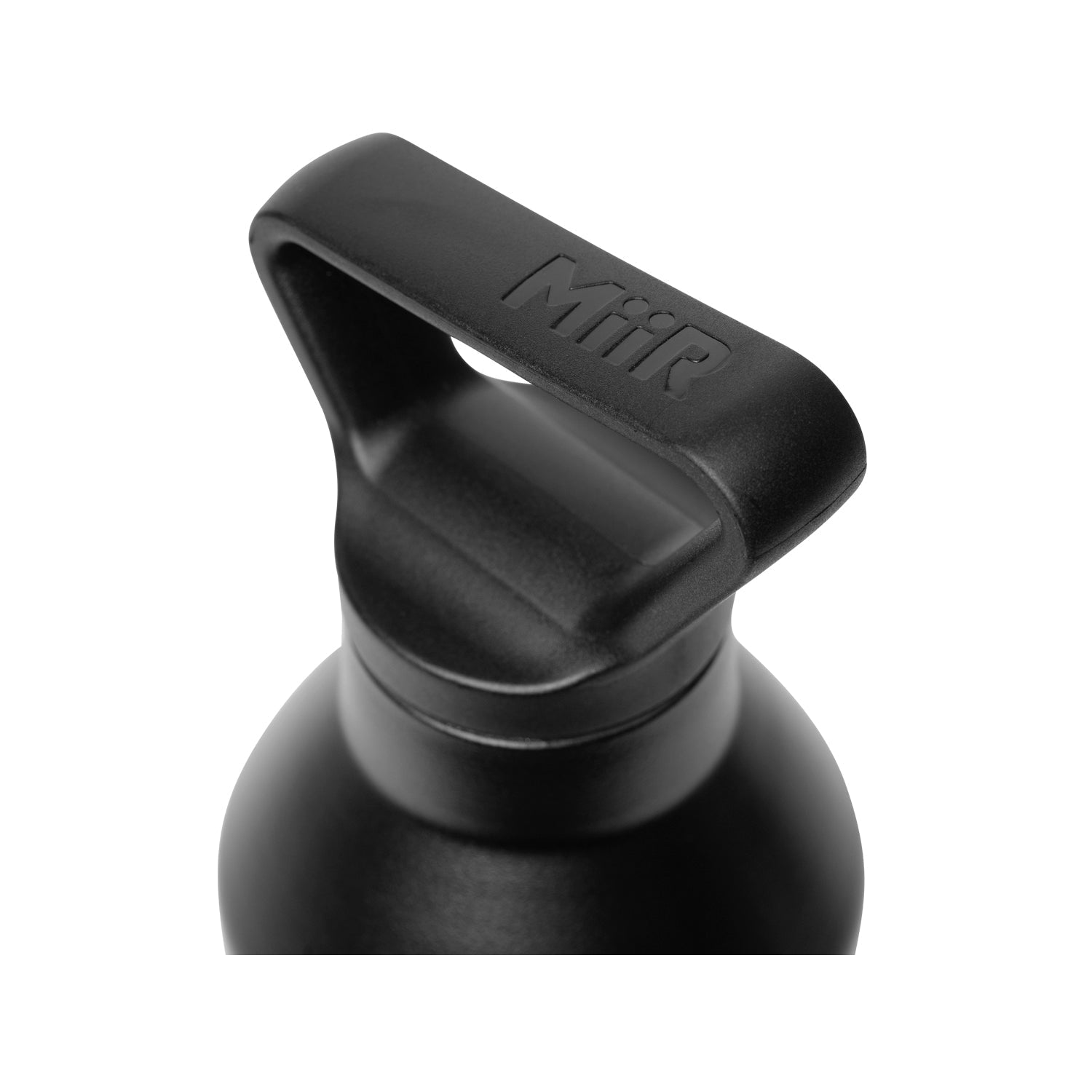 23oz-vacuum-insulated-bottle-l8 Narrow_Mouth_Black_Studio_1020_402286_45Deg_2__402286__NMB1SV23002_1.jpg