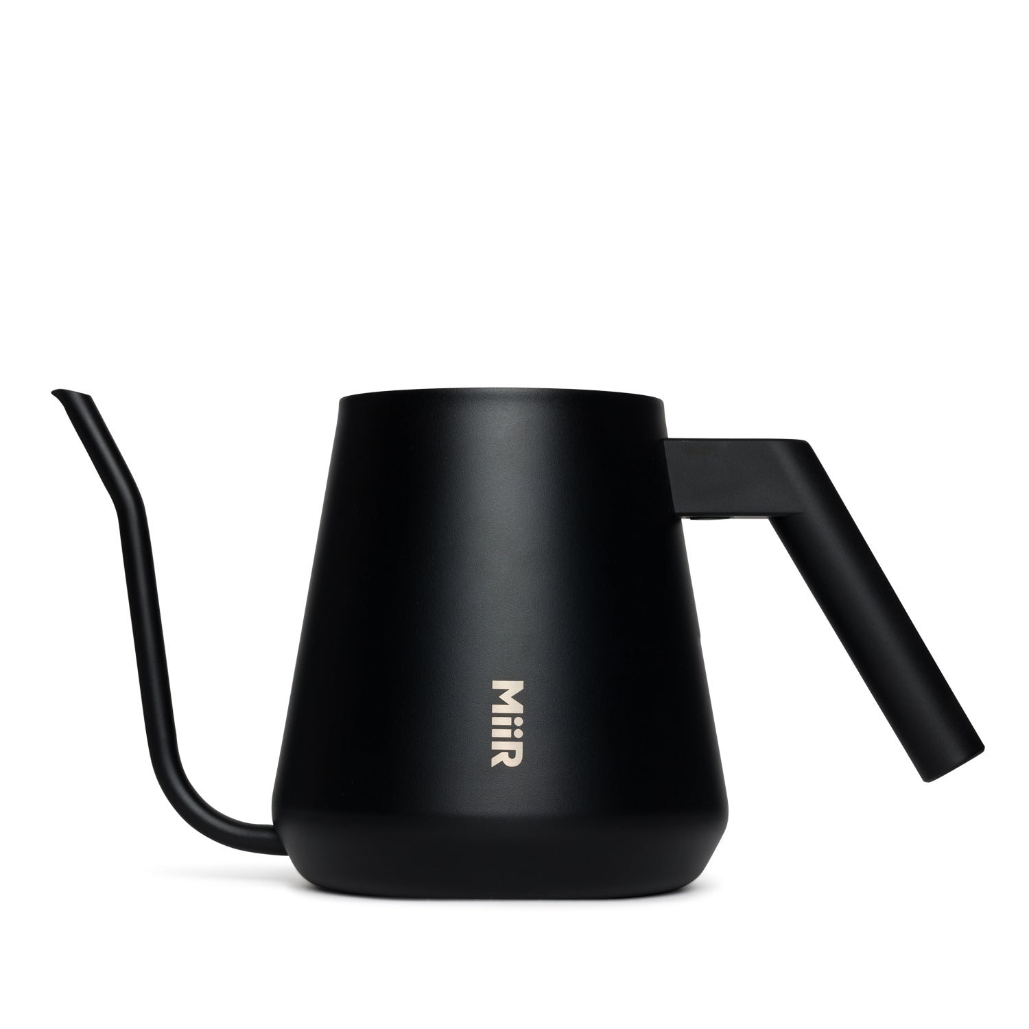 new-standard-pour-over-kettle-n6 Pour_Over_Kettle_Black_Studio_0222_Front.jpg