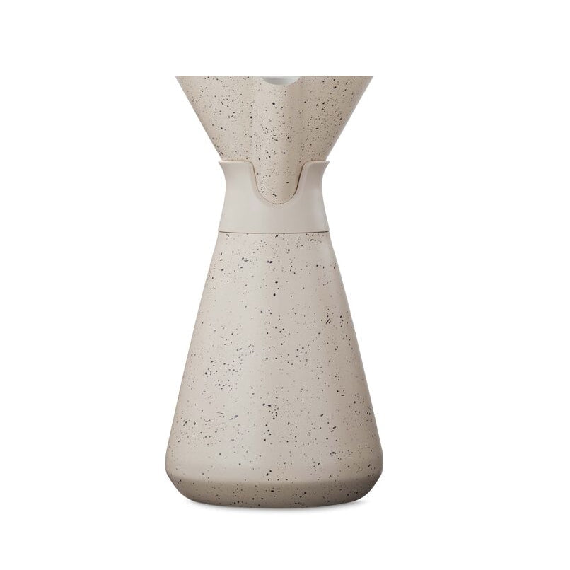 new-standard-carafe-y3 WebPDP-33oz_New_Standard_Carafe_Desert_Tan_Speckle_Studio__CAR1SVOS224_270.jpg