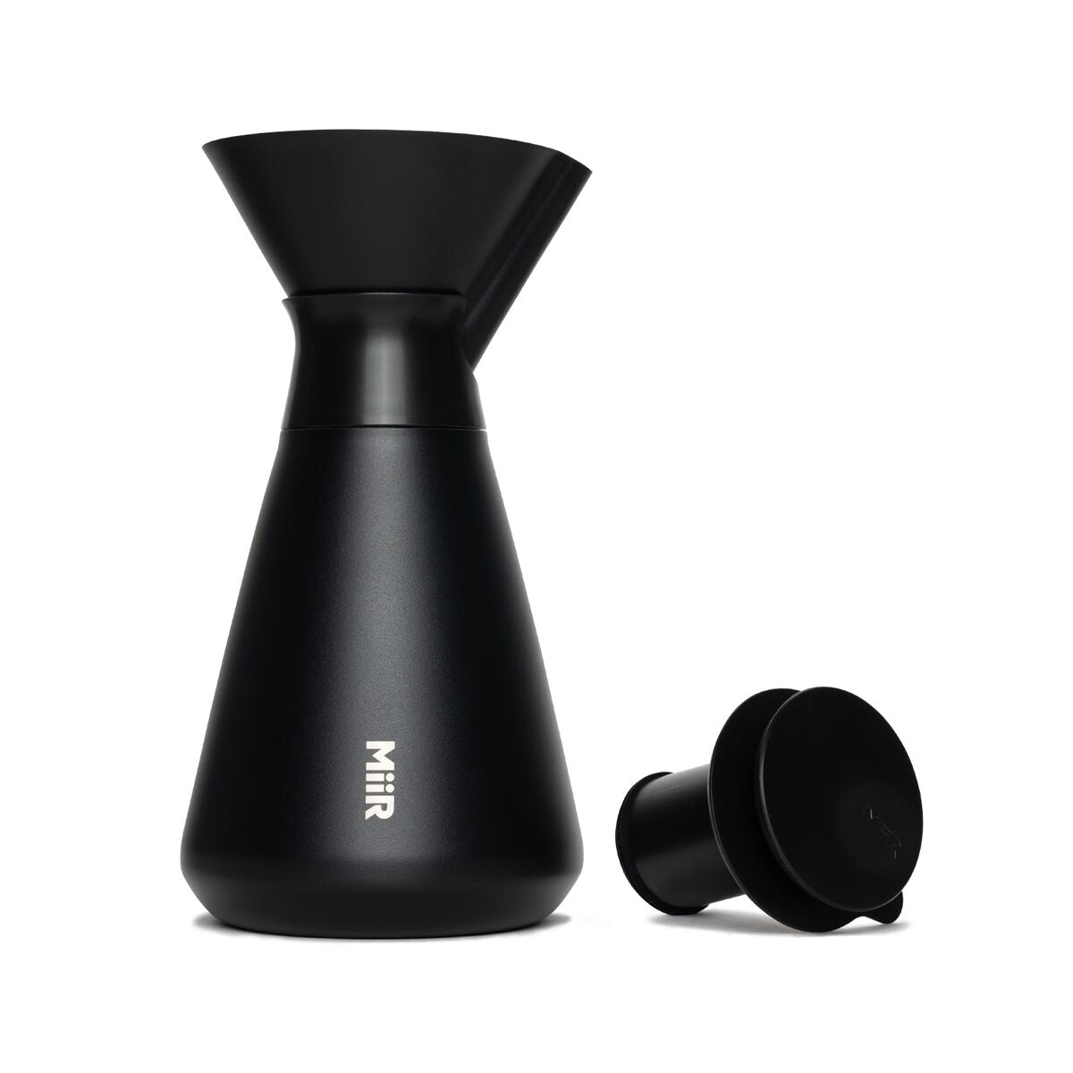 new-standard-carafe-y3 WebPDP-Carafe_Black_Studio_0722_Front_Lid_Staged__CAR1SVOS002.jpg