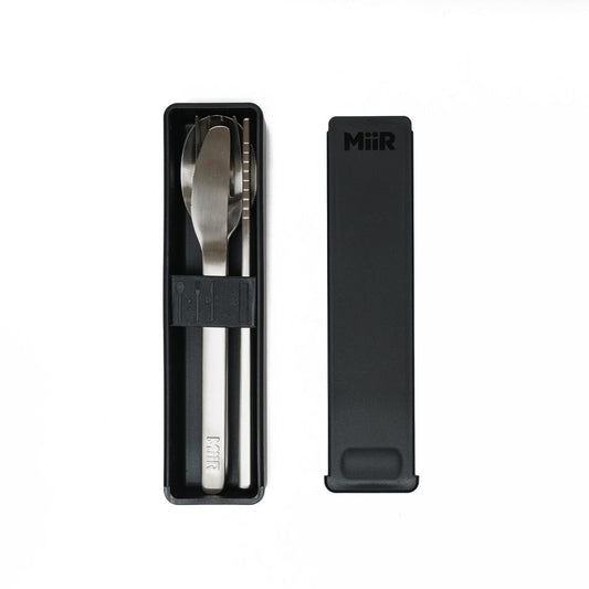 essential-utensil-set-z6 WebPDP-Essential_Utensil_Set__Studio_0323_Above_UTL1SNOS002.jpg