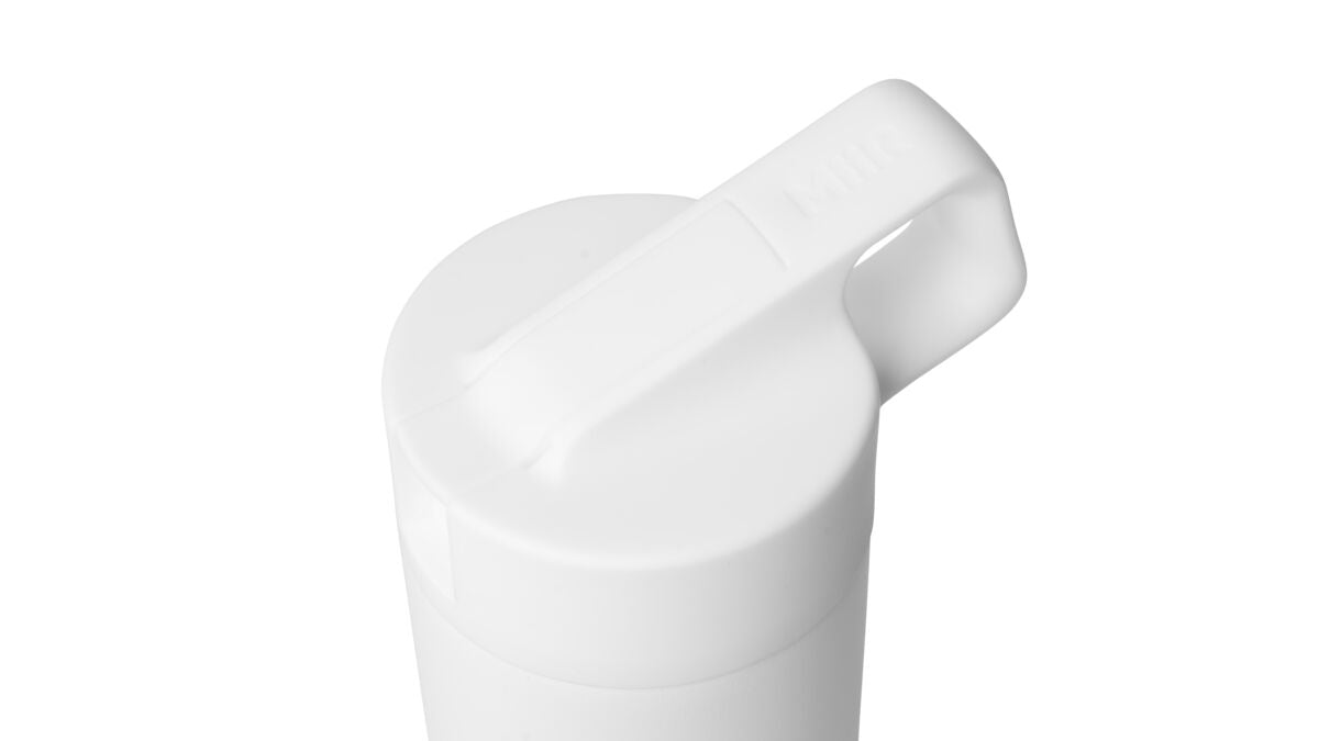 straw-bottle-i5 WebPDP-Straw_Lid_2_White_Studio_0221_45deg_Closed__WMB2SL20001.jpg